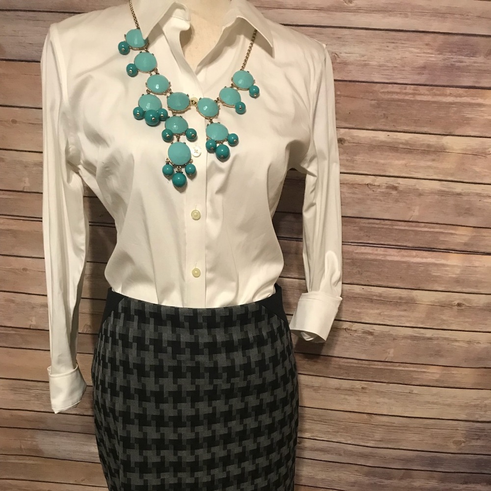 The Limited lines pencil skirt size 10